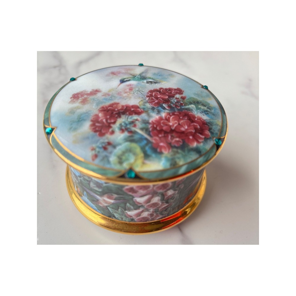 Lena Liu White-eared Hummingbird Music Box Ardleigh-Elliott Canon in D 1994